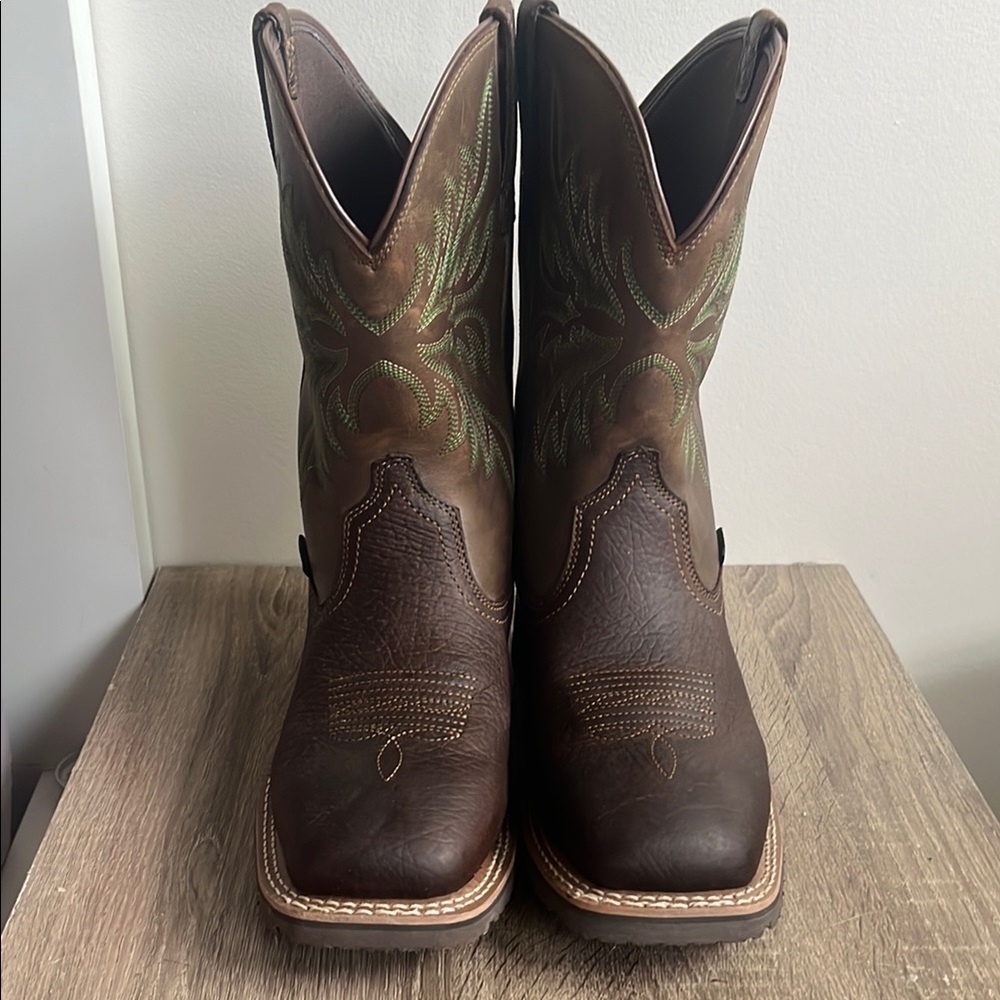 Ariat Brown and Green Cowboy Boots